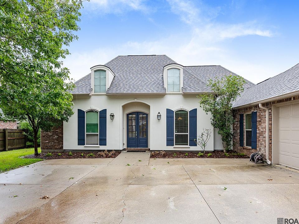 1st image of 18249 Shadow Creek Ave