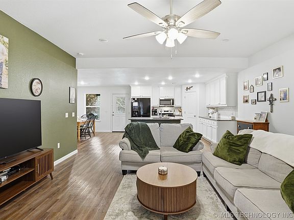 4th image of 265 Rawlings Rd