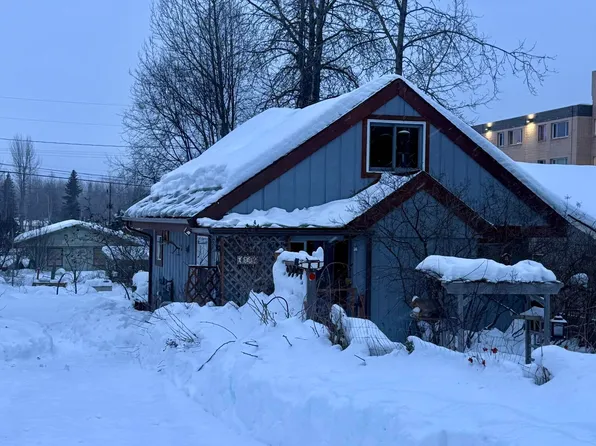 4306 Hayes St, Anchorage, AK 99503