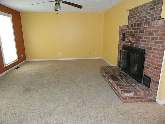 4th image of 4557 Mayfield Hwy