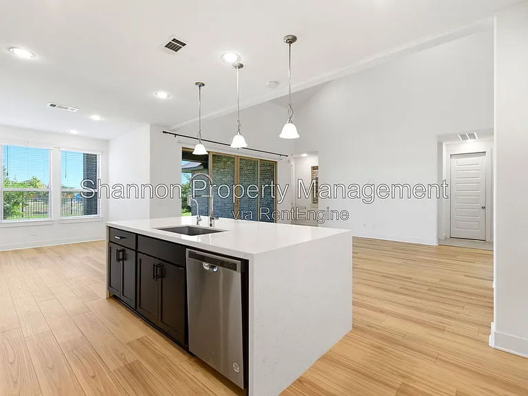 24610 Bardona Way — Photo 13