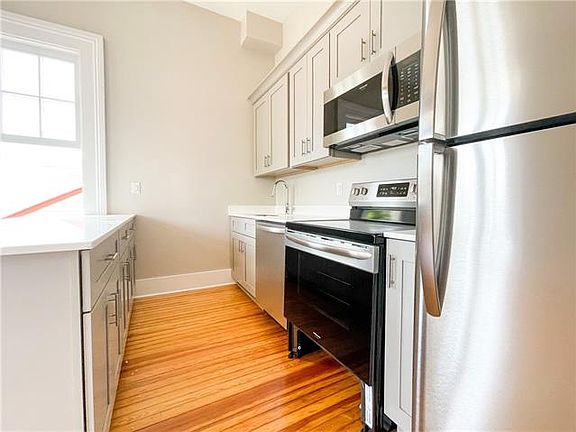 4th image of 2617 Carondelet St APT 201