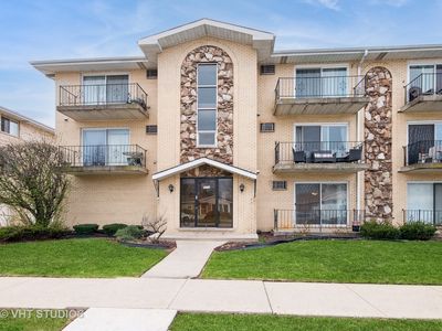 8834 Mobile Ave APT 103, Oak Lawn, IL, 60453