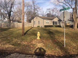 8200 E 86th Ter, Raytown, MO 64138