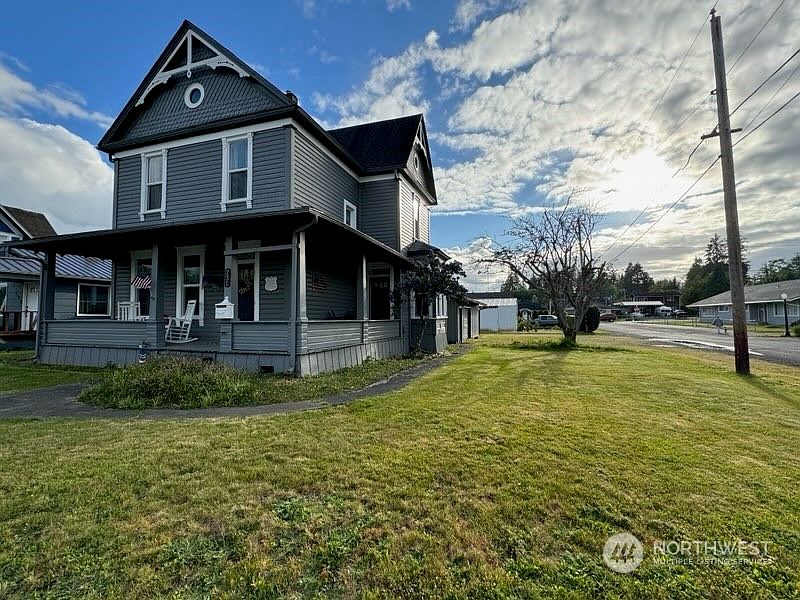 1st image of 231 N River Street