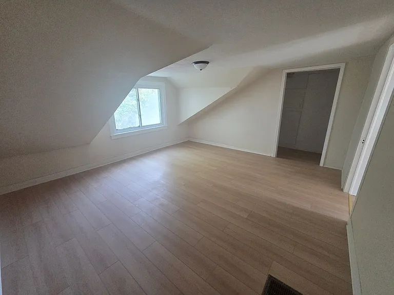 6841 W Fond Du Lac Ave — Photo 18