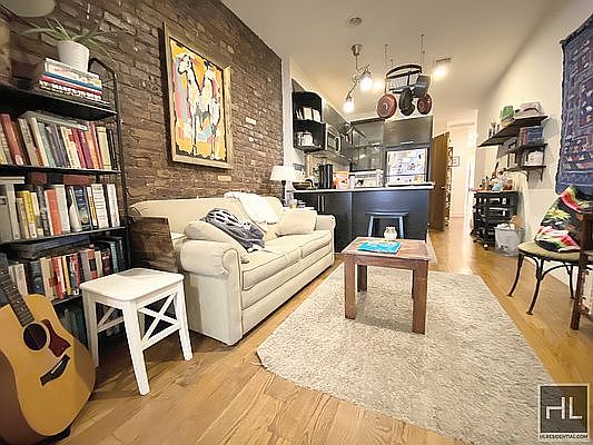3rd image of 317 Putnam Ave APT 1L