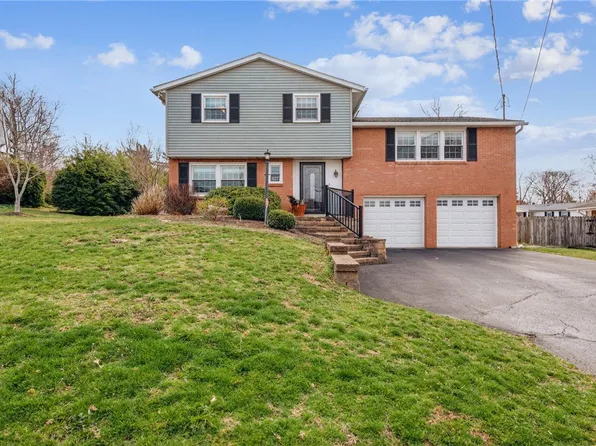 1127 Chapel Dr, Greensburg, PA 15601