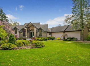 4040 Cullen Rd, Fenton, MI 48430