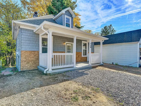 128 10 1/2 St SE, Roanoke, VA 24013