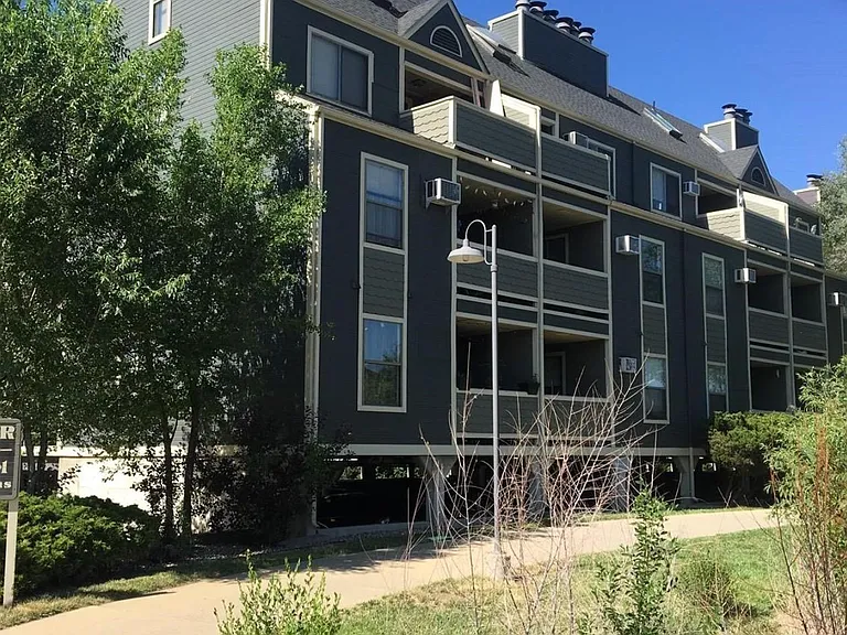 2301 Pearl St #29 — Photo 31