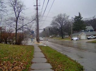 2429 Mount Vernon Rd SE, Cedar Rapids, IA 52403