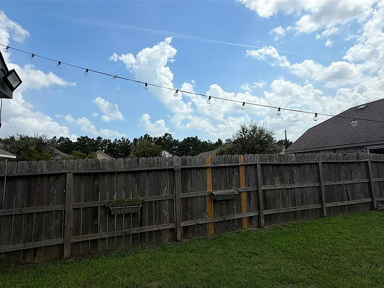 25112 Slow Pines Dr — Photo 22