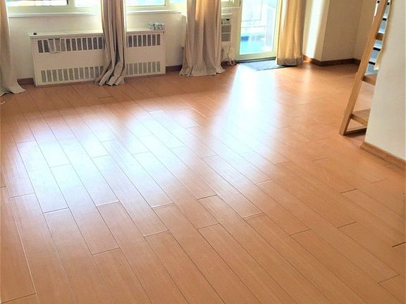 2nd image of 2944 W 5th St APT 17A