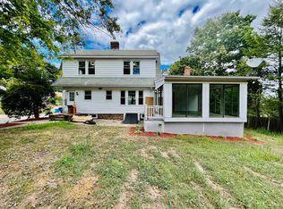 41 Red Rock Ter, Hamden, CT 06514