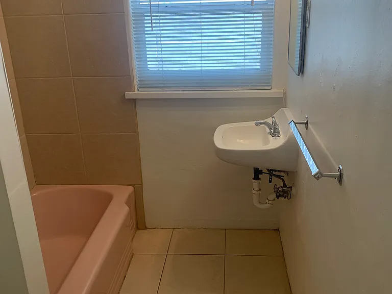 Bath 1_03042022