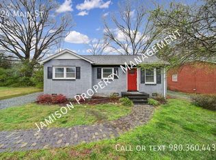 424 Main St, Matthews, NC 28105