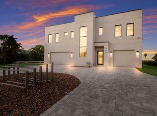 569 Rountree Dr, Longboat Key, FL 34228