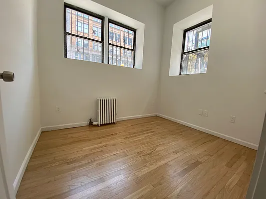 Rented by J PRESTON AND ASSOCIATES INC | media 16