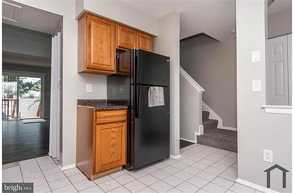 Building Photo - 811 Showell Ct