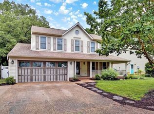 462 Warner Hall Pl, Newport News, VA 23608