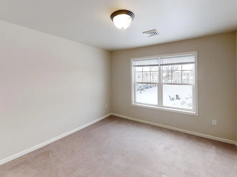 Glen Esk Apartments — Photo 55