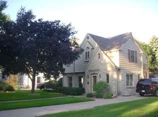 1305 S Alicia Dr, Appleton, WI 54914