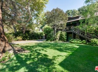 12 Latimer Rd, Santa Monica, CA 90402