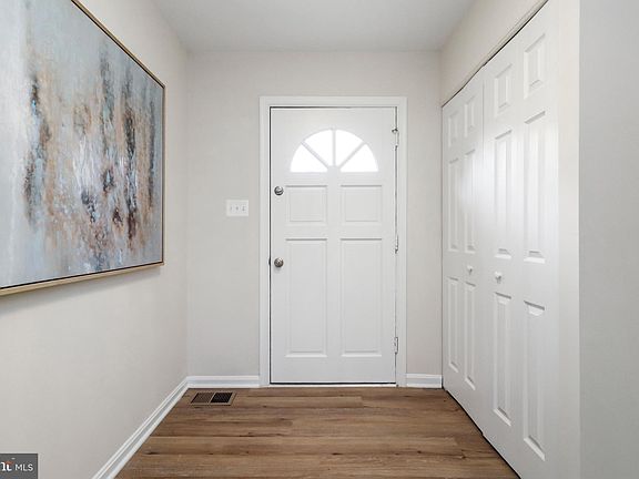 4th image of 9510 Saint Charles Pl