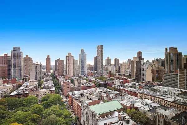 Rented by Halstead Real Estate | media 9