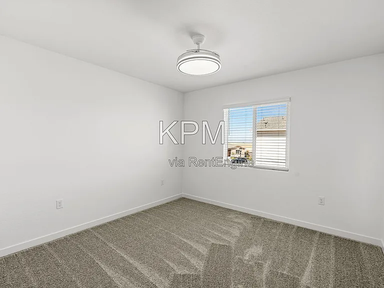 10925 Admiral Cove Way #1 — Photo 28
