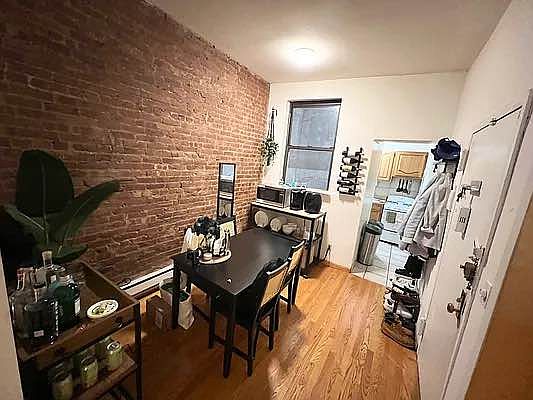 5th image of 493 Amsterdam Ave APT 3C