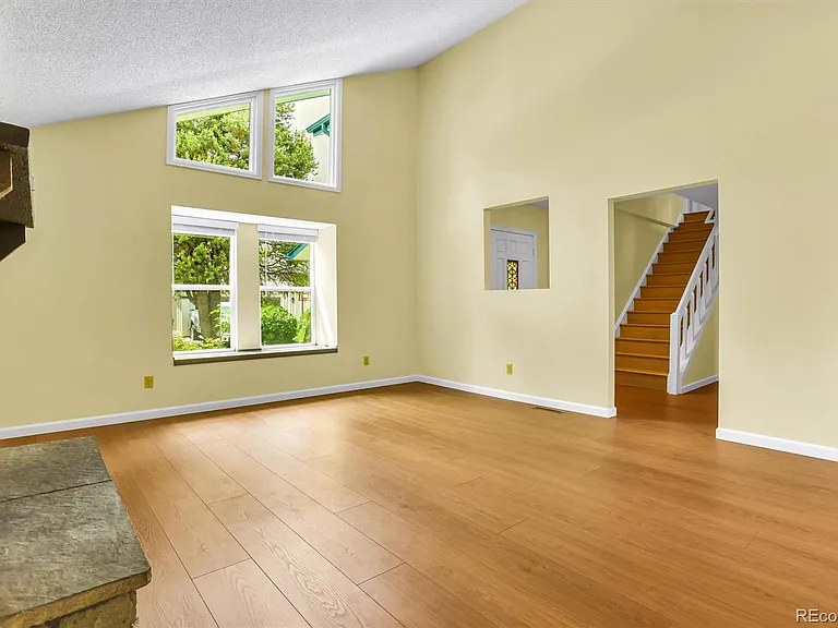 8913 E Chenango Ave — Photo 5