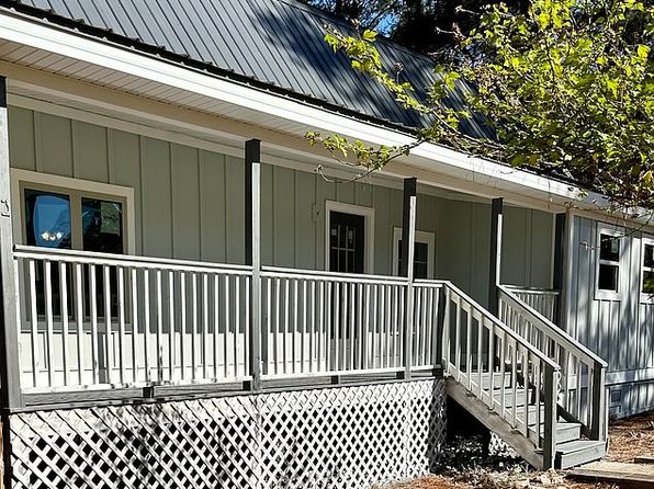 46 I Walker Brooks Rd