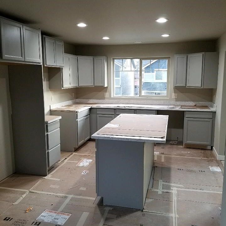 2nd image of 1949 Hardway Ln