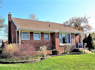 402 Normandy Rd, Royal Oak, MI 48073