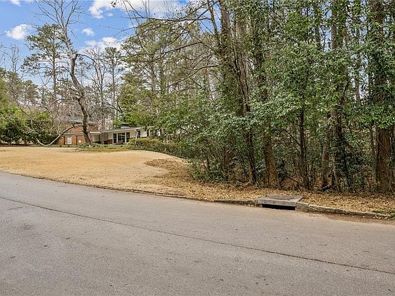 5th image of 3509 Cold Spring Ln #21