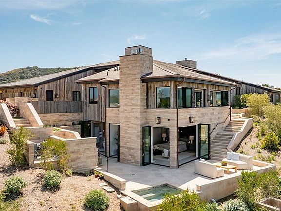 4th image of 3121 Old Topanga Canyon Rd