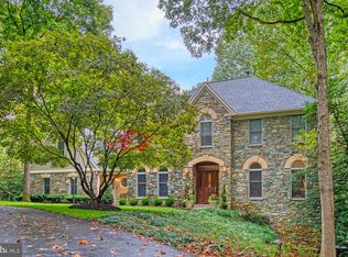 11307 Stoneledge Ct, Reston, VA 20191