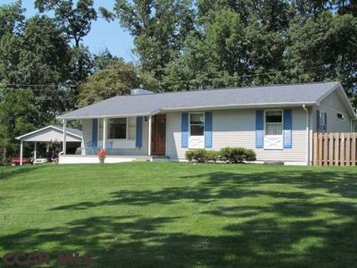 207 Val Verda Dr, Pennsylvania Furnace, PA, 16865