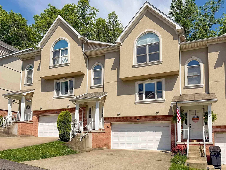 103 Cadet Ct — Photo 2