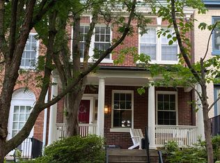 2820 28th St NW, Washington, DC 20008