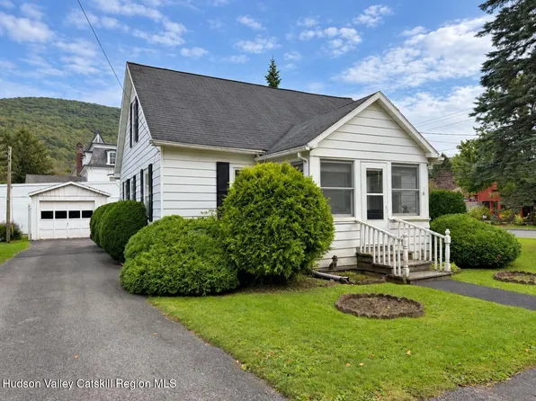 16 Swart Street, Margaretville, NY 12455