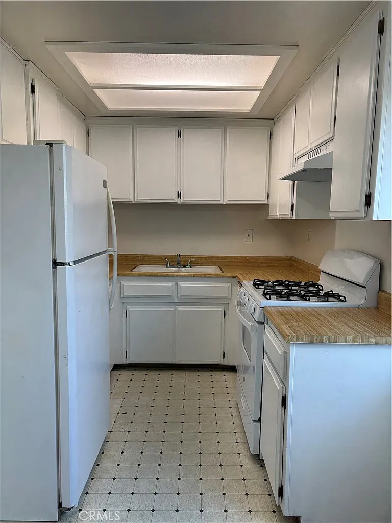 1 bed, 500 sqft, $1,850 — Photo 2