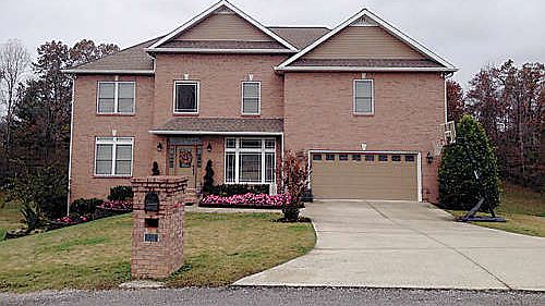 1st image of 1079 Heathwood West Dr
