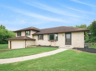 51933 Candy Ln, Granger, IN
