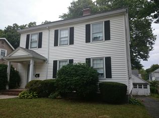 211 Perham St, West Roxbury, MA 02132