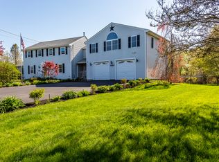 62 Alexandra Dr, Raynham, MA 02767