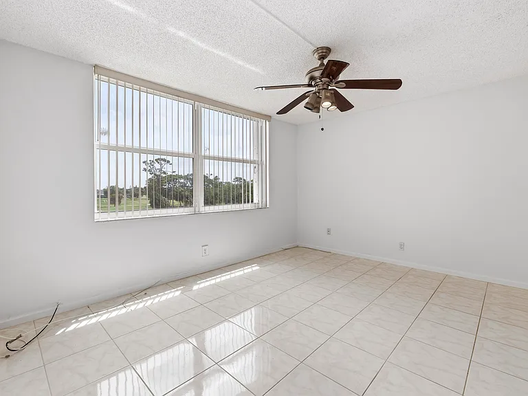 1480 NW 80th Ave #402 — Photo 18