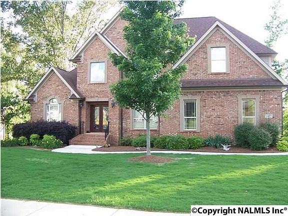 3rd image of 102 Riverway Ln